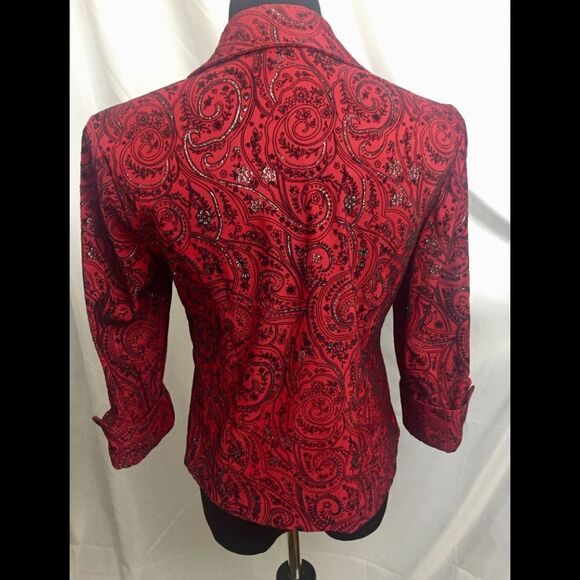 Beautiful jacket by Dressbarn in size small - Picture 2 of 3